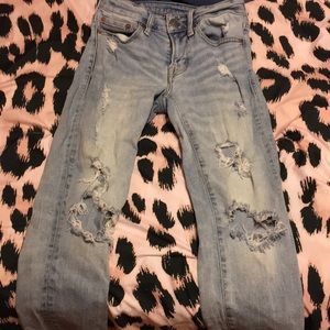 ‘’American Eagle ripped jeans’’